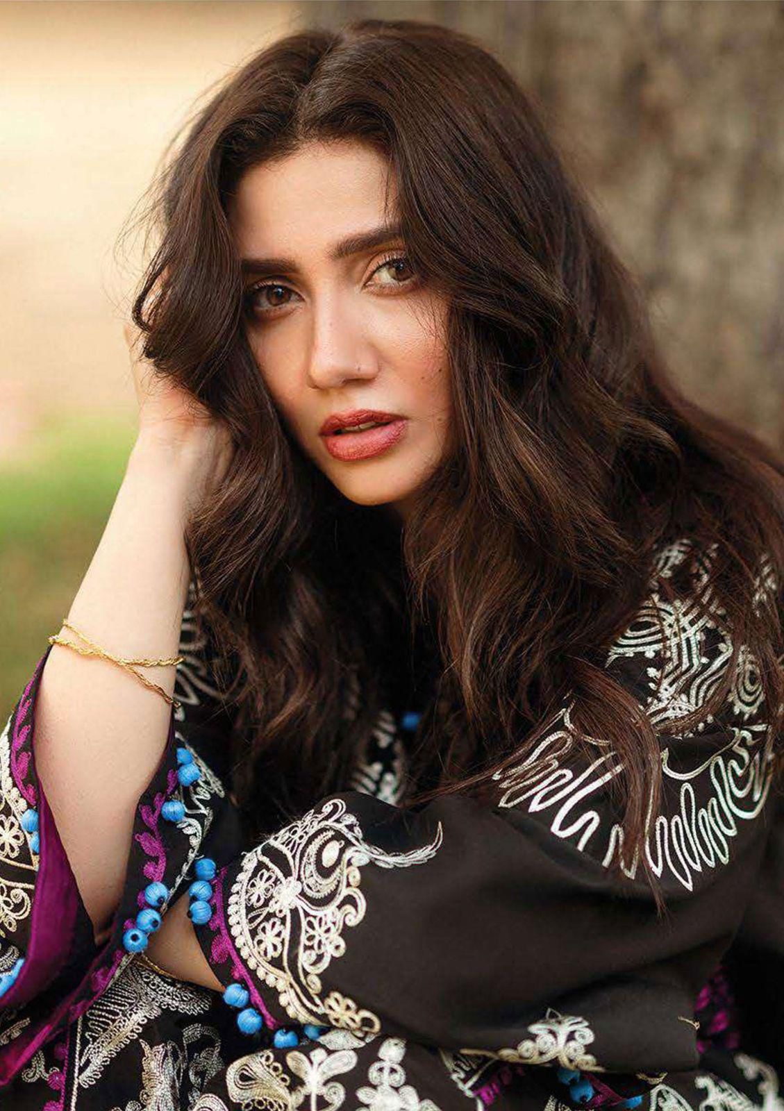 Sadaf Fawad (1039)