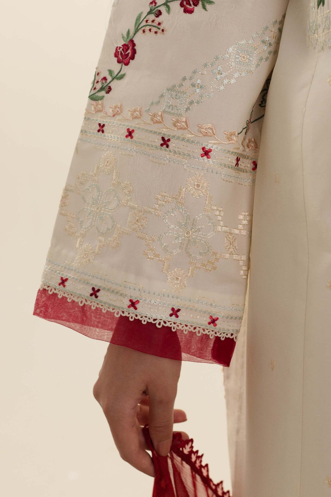 Zara Shahjahan (1023)