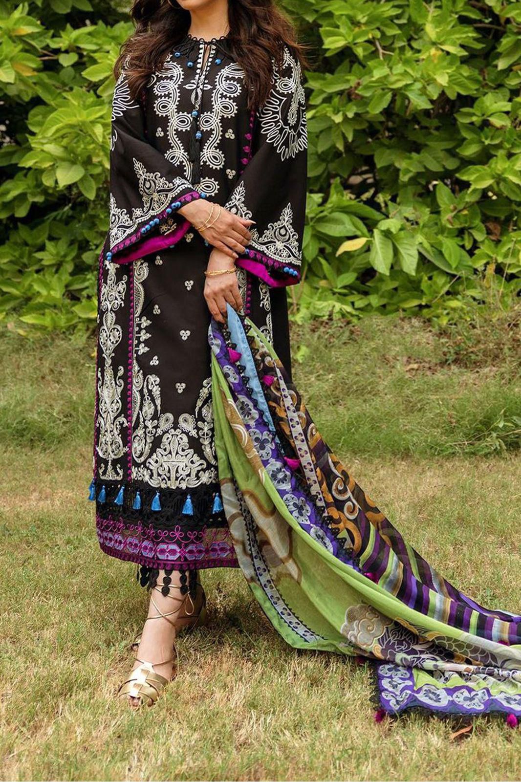Sadaf Fawad (1039)