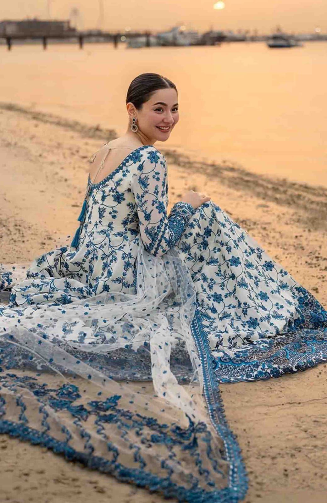 Faiza Saqlain (1279)