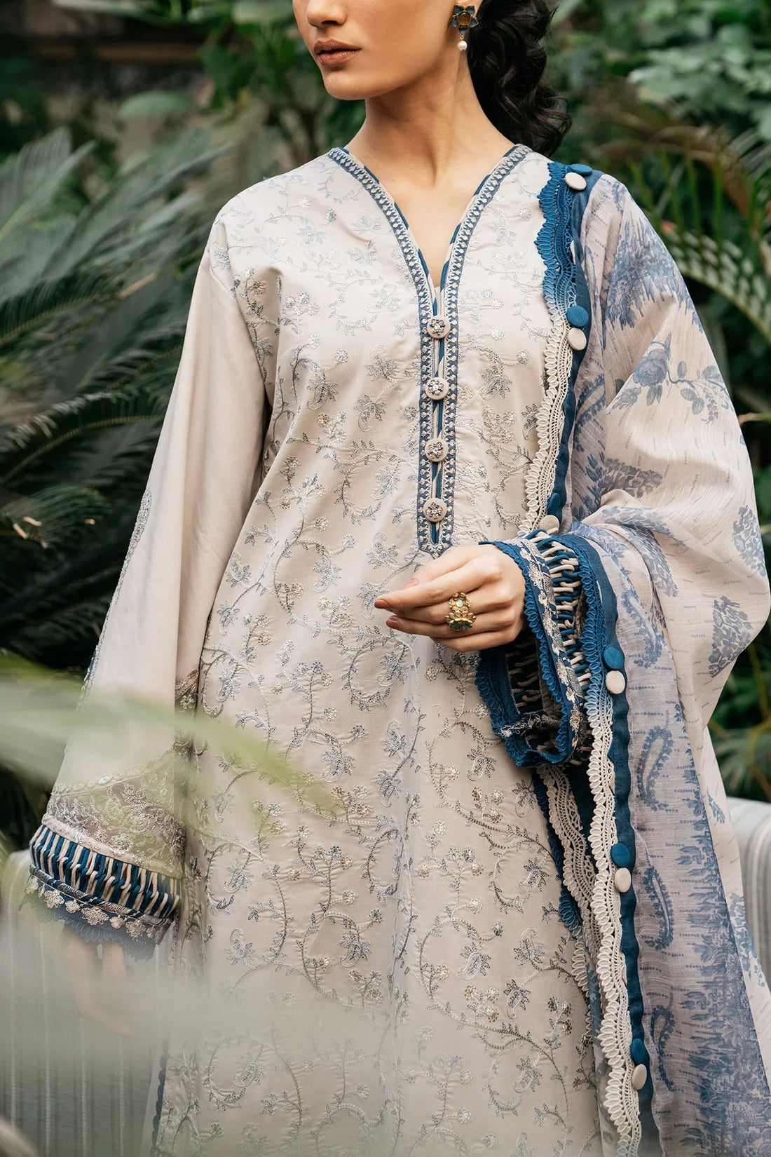 Ethnic (ET-34)