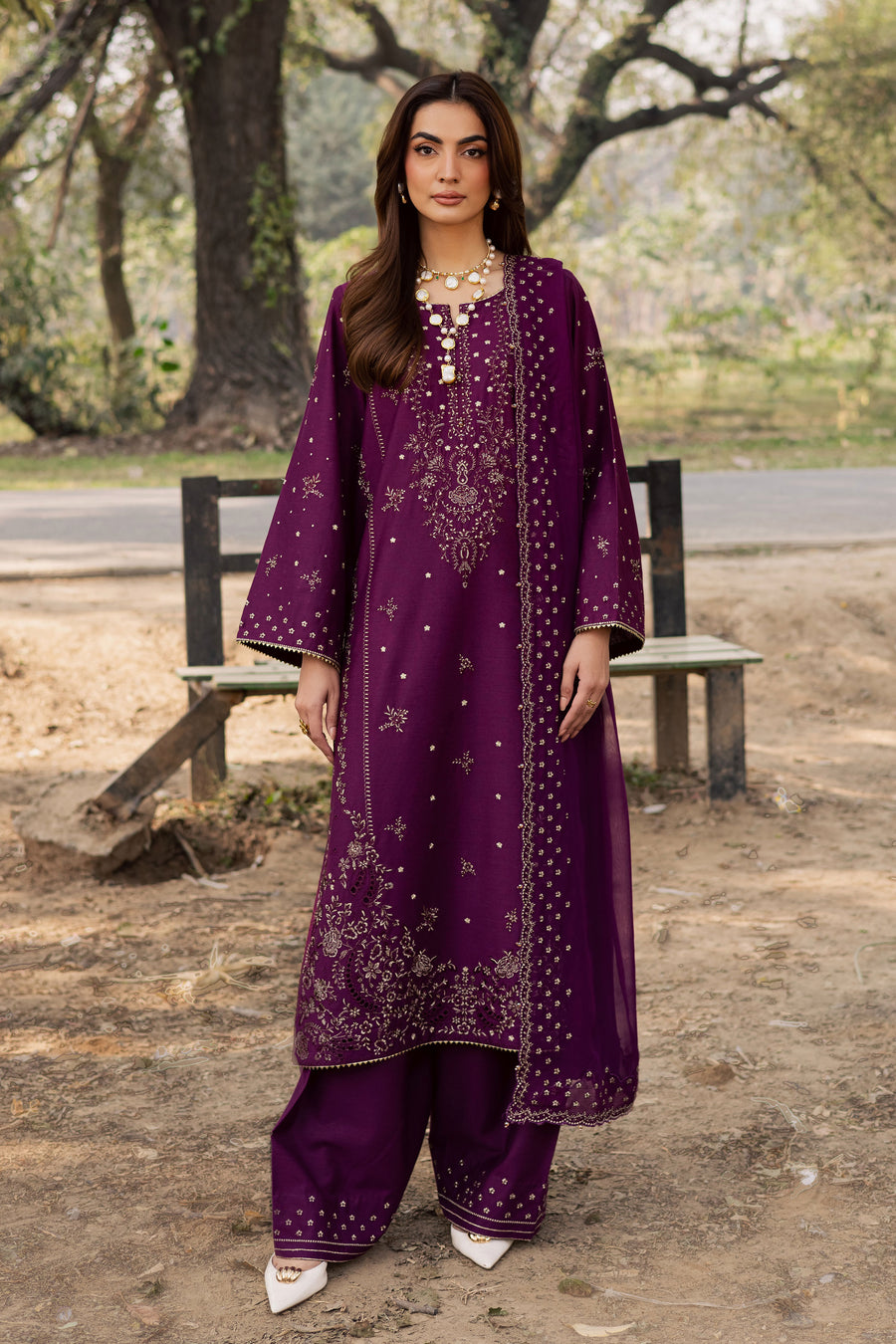 Batik (1175)